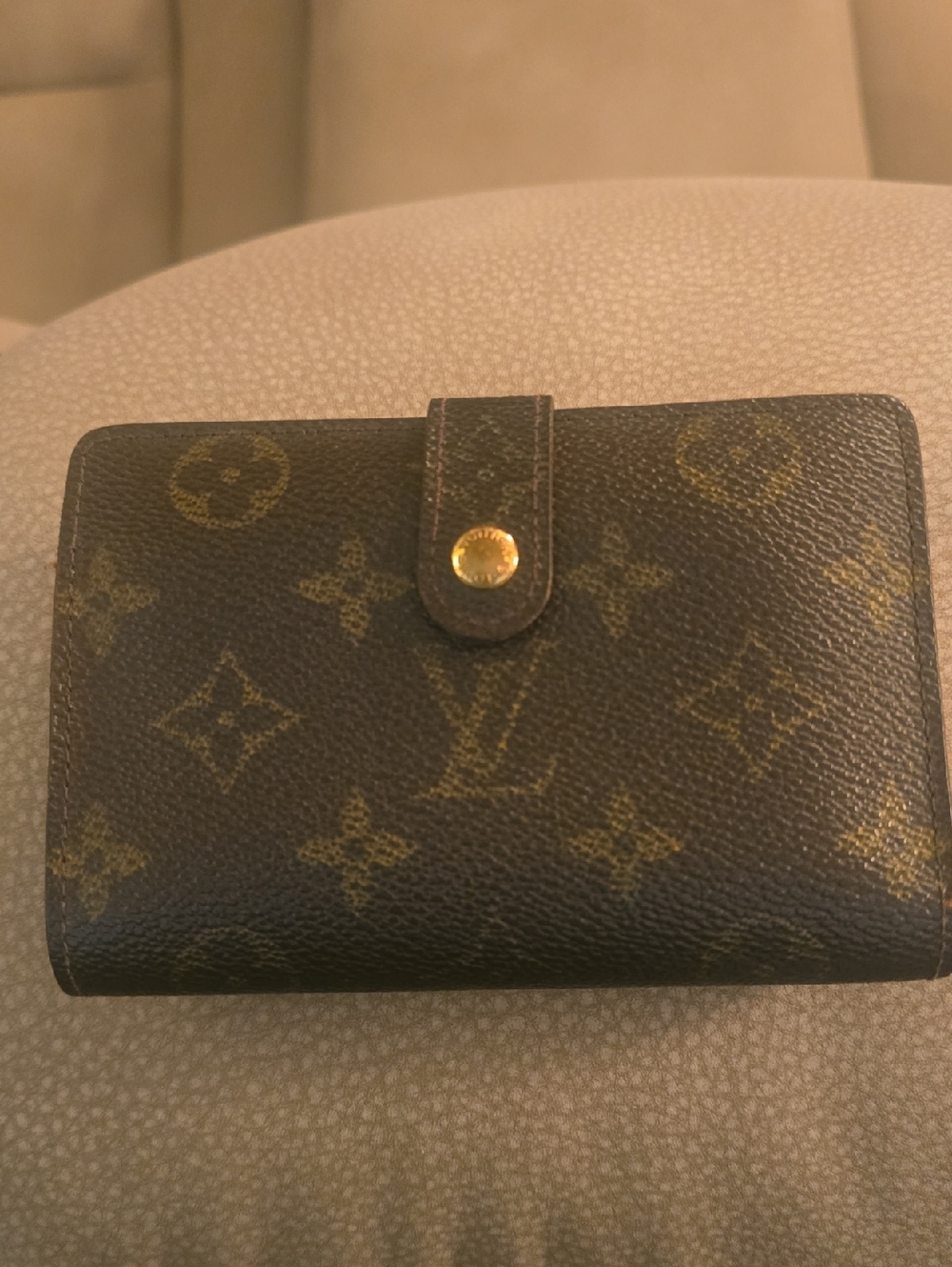 Louis Vuitton Monogram Canvas Wallet & Kiss Lock